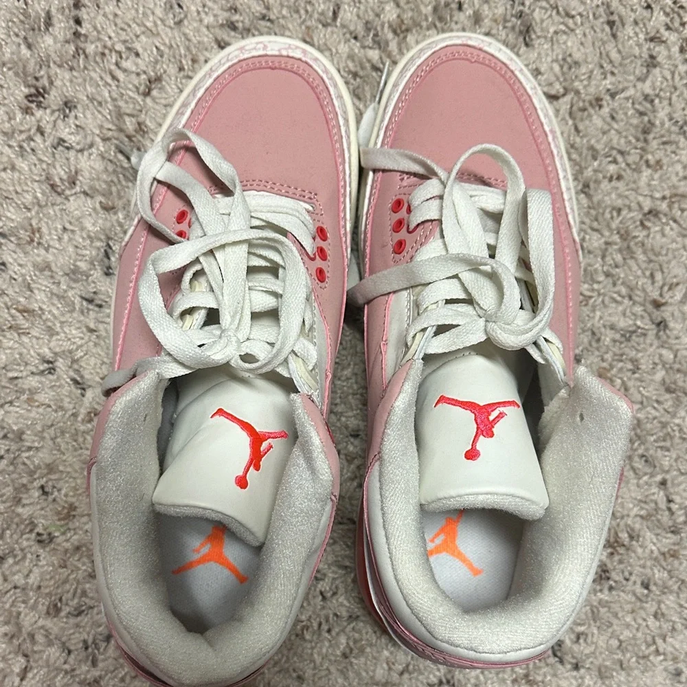 Jordan Women's Shoes in Pink and White - Picture 8 of 10